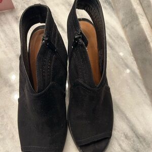 Sonoma Black Ankle Booties